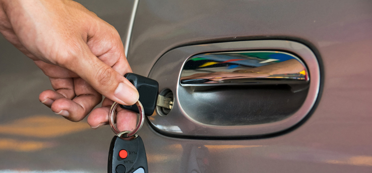 Car door lock repair in Mira Loma